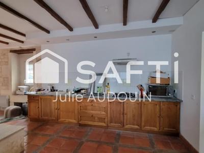 Maison - 301 m² - 10 pièces