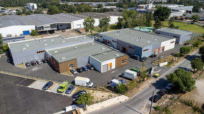 Local d'activité / Entrepôt - 410 m²