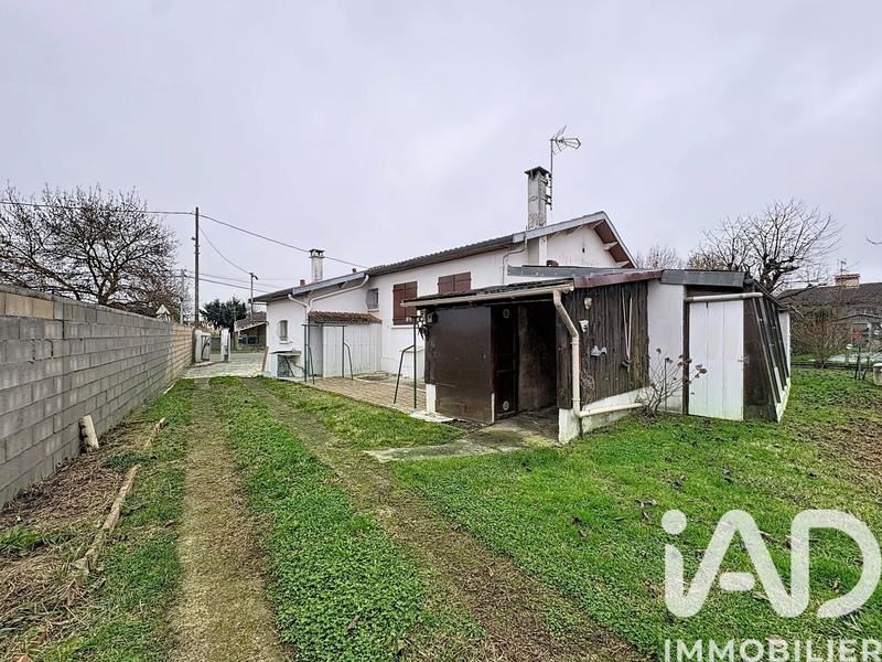 Maison - 90 m² - 5 pièces