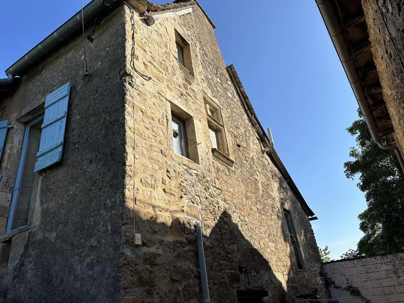 Appartement - 100 m² - 4 pièces