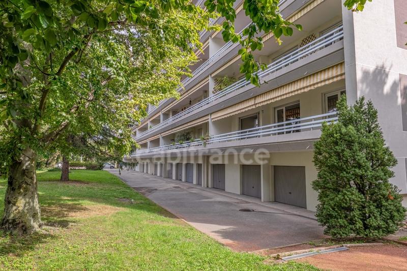 Appartement bourgeois - 120 m² - 5 pièces