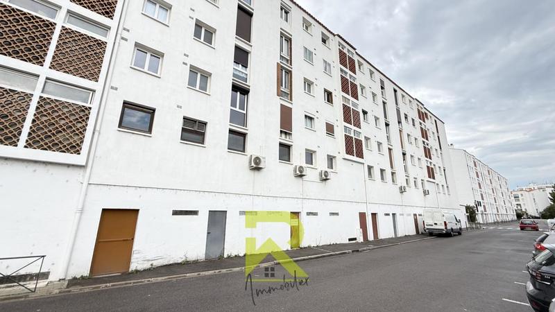 Appartement - 100 m² - 7 pièces