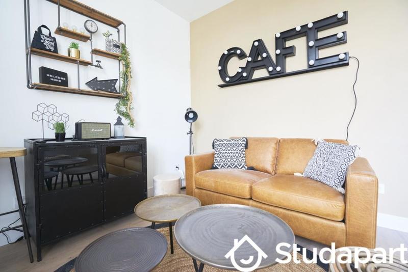 Chambre - 10 m² - 1 pièce