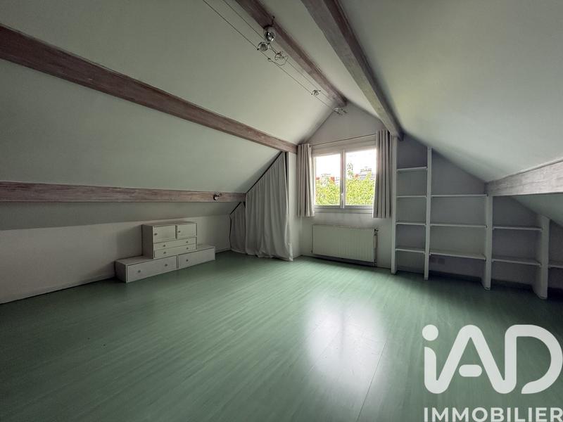 Maison - 171 m² - 7 pièces