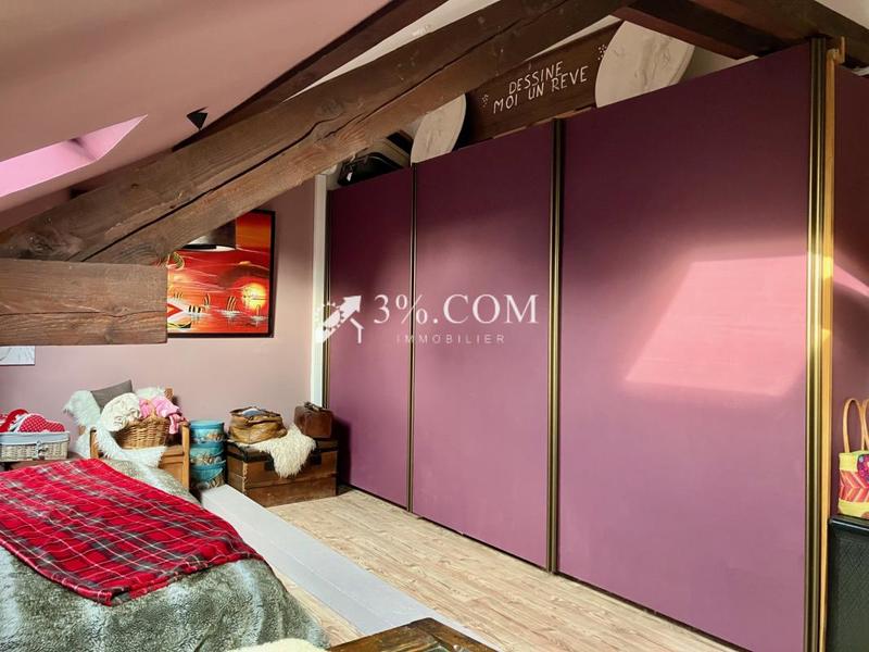 Maison - 225 m² - 8 pièces