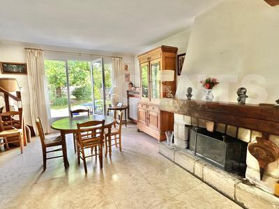 Maison - 114 m² - 6 pièces