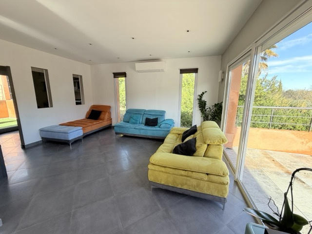 Maison - 176 m² - 6 pièces