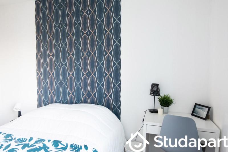 Chambre - 12 m² - 1 pièce