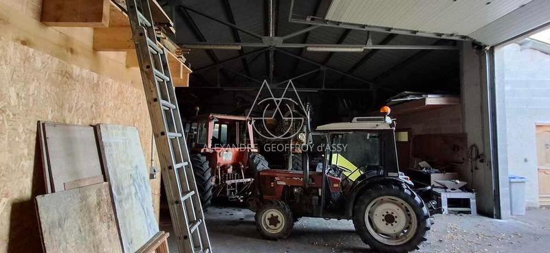 Propriété - 650 m² - 8 pièces