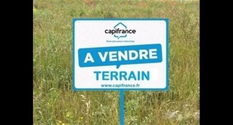 Terrain constructible - 895 m²