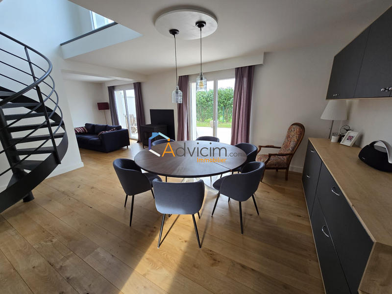 Maison - 114 m² - 4 pièces