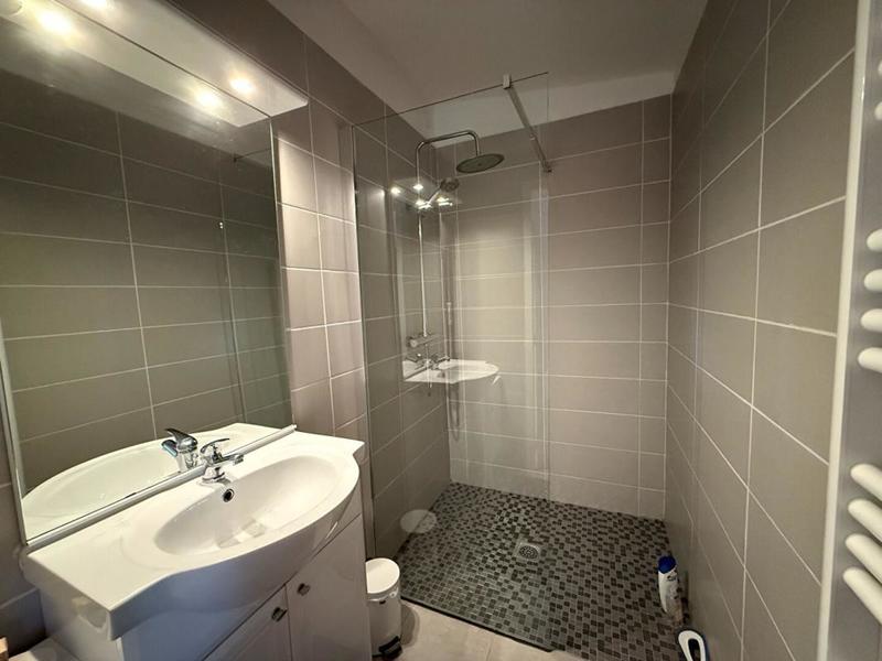 Maison - 198 m² - 7 pièces