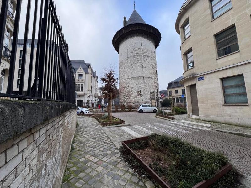 Appartement ancien - 120 m² - 3 pièces