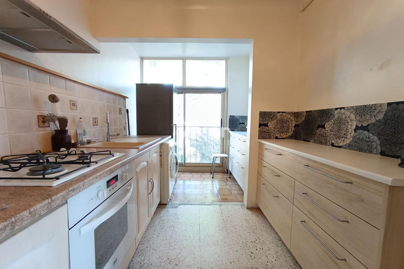 Appartement - 77 m² - 4 pièces