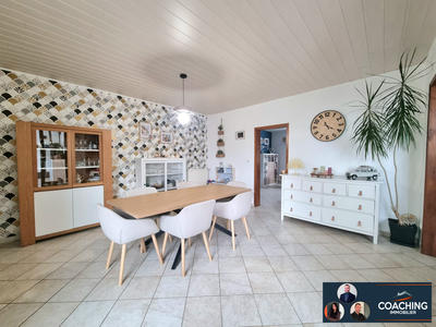 Maison - 187 m² - 9 pièces