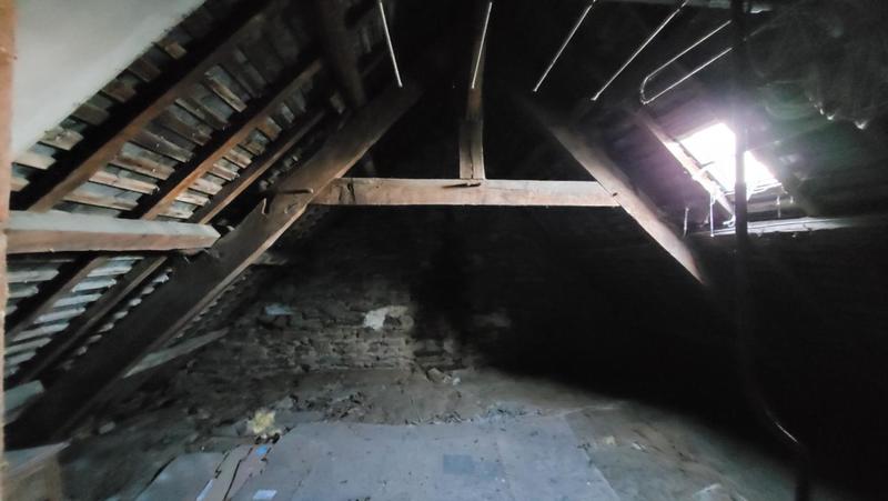 Maison en pierre - 75 m² - 4 pièces