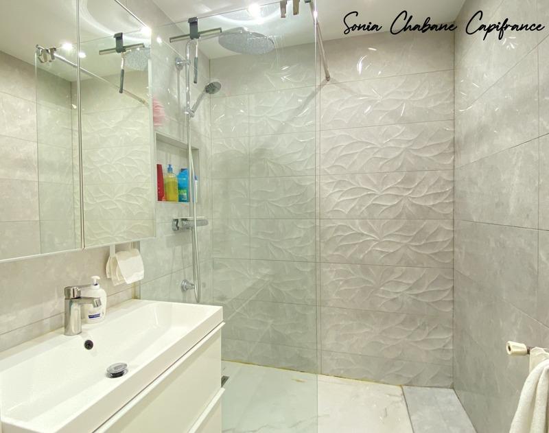 Appartement - 85 m² - 4 pièces