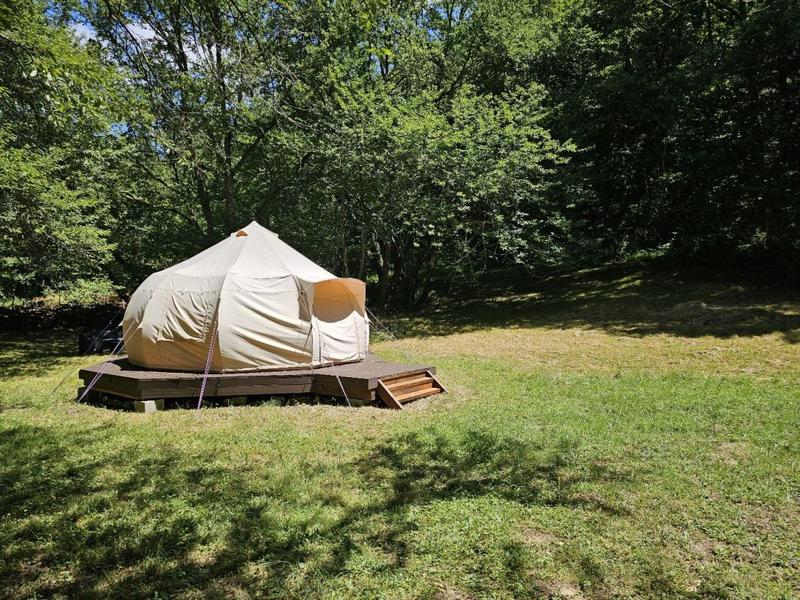 Demeure - 191 m² - 10 pièces