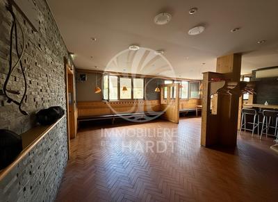 Local commercial - 69 m² - 1 pièce