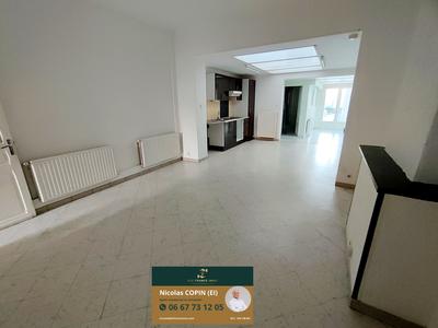 Maison - 85 m² - 5 pièces