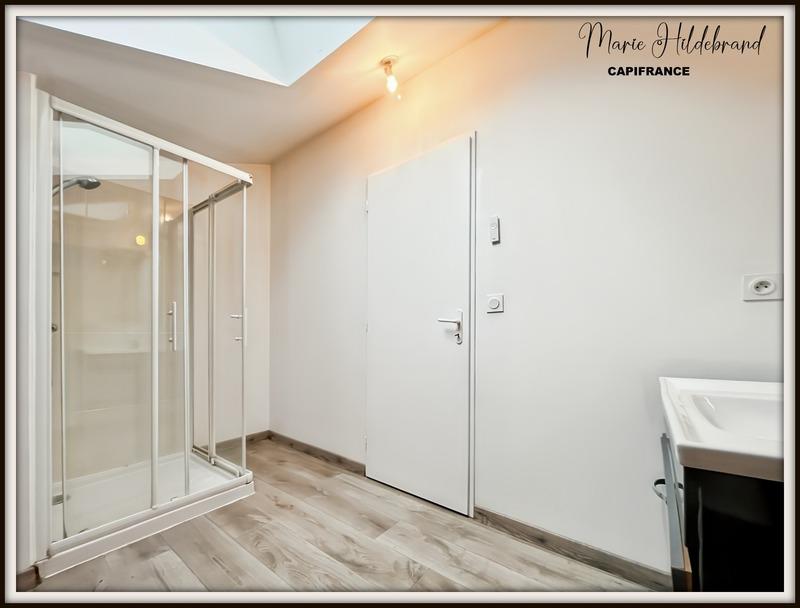 Immeuble - 98 m² - 5 pièces