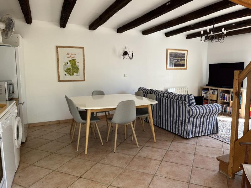 Propriété - 250 m² - 11 pièces