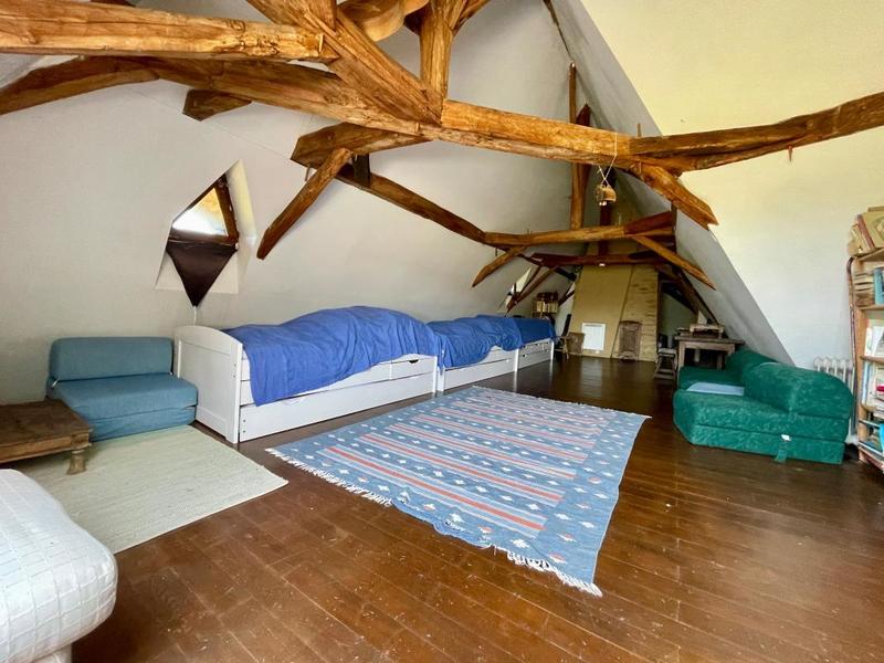 Maison - 286 m² - 9 pièces