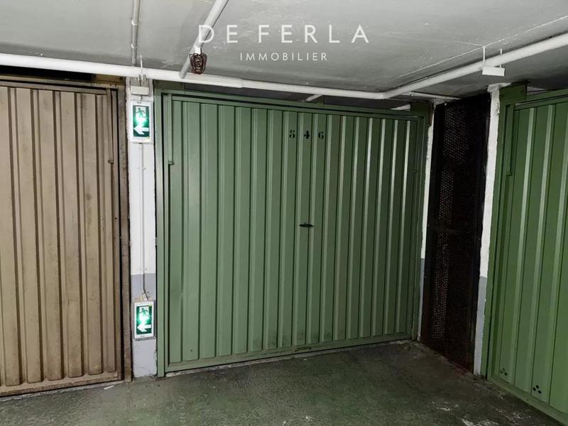Garage - 10 m²