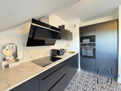 Appartement - 87 m² - 4 pièces