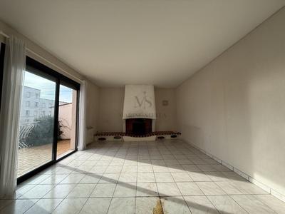 Maison - 146 m² - 5 pièces