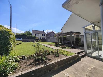 Maison - 140 m² - 7 pièces