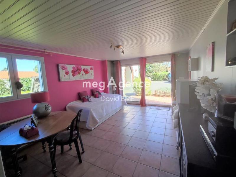 Maison traditionnelle - 167 m² - 8 pièces