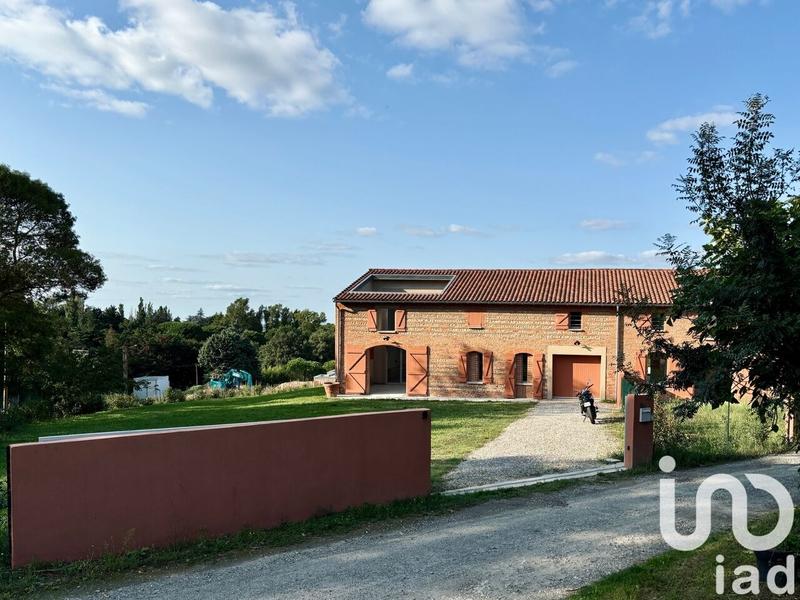 Maison - 227 m² - 7 pièces