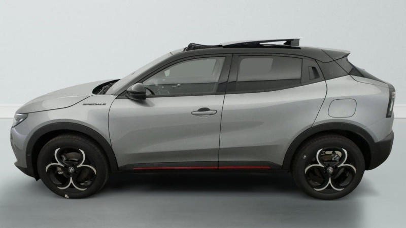 Alfa Romeo Junior 1.2 Ibrida 145 ch eDCT6 Speciale