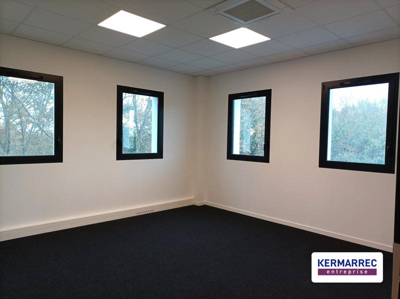 Bureau - 153 m² - 5 pièces
