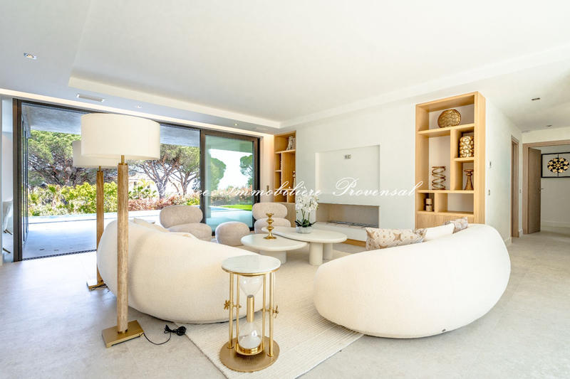 Villa - 370 m² - 7 pièces