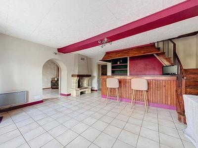 Maison - 130 m² - 6 pièces