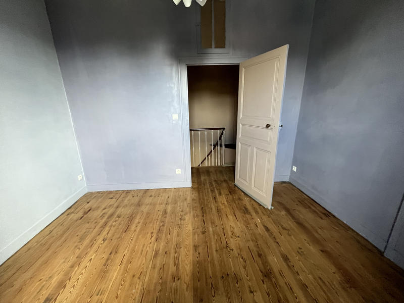 Maison - 206 m² - 5 pièces