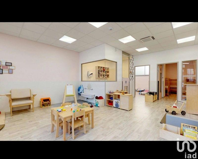 Local commercial - 157 m²