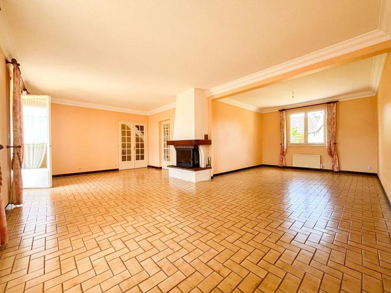 Maison - 173 m² - 8 pièces