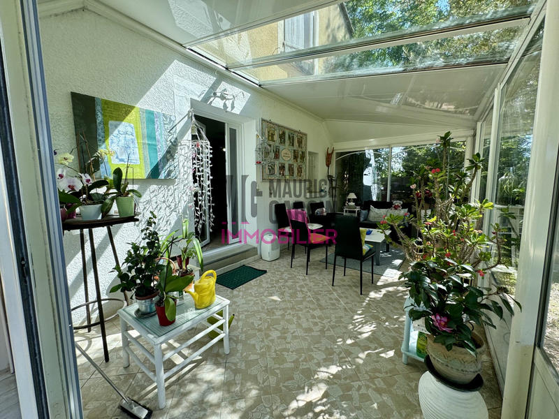 Maison - 200 m² - 5 pièces