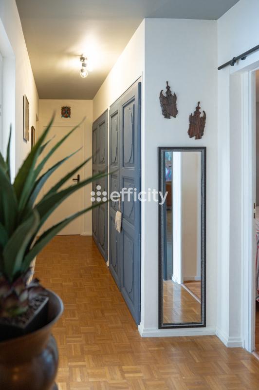 Appartement - 103 m² - 5 pièces