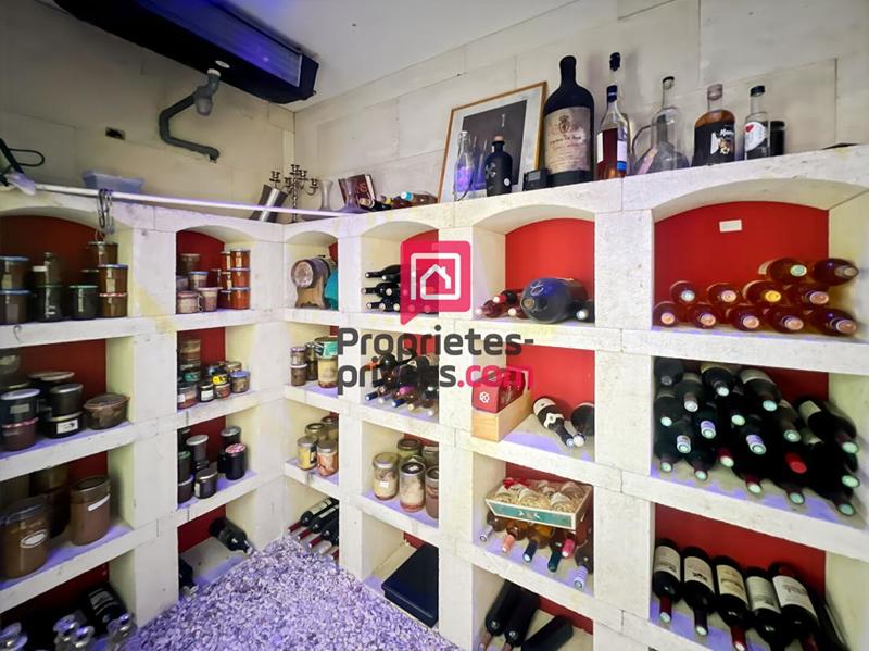 Maison - 200 m² - 7 pièces