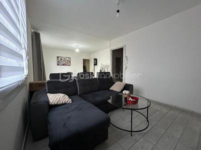 Maison traditionnelle - 65 m² - 4 pièces