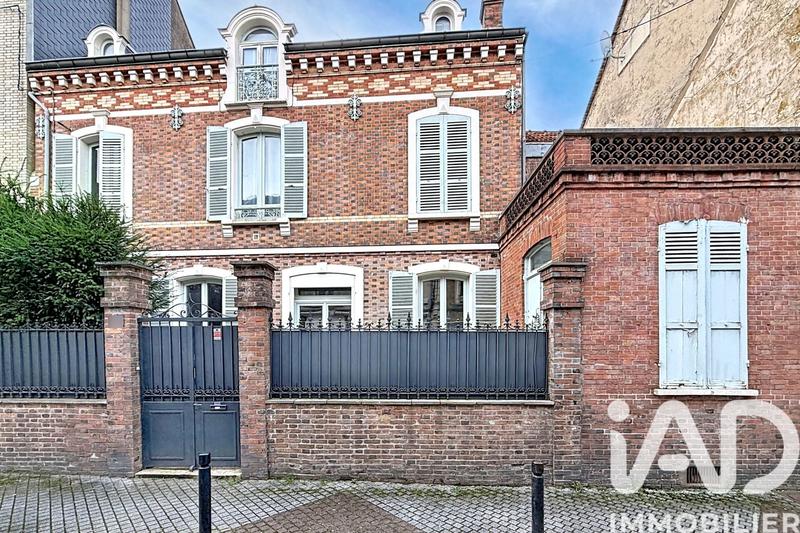 Maison de ville - 115 m² - 4 pièces