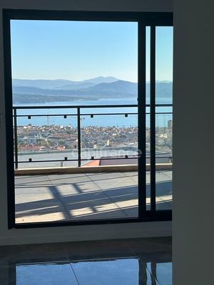 Maison - 143 m² - 3 pièces