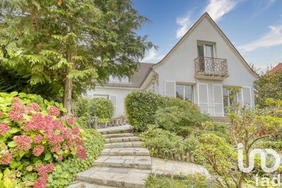 Maison - 189 m² - 7 pièces