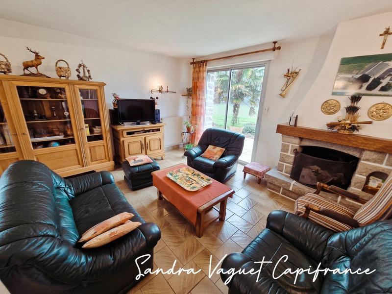 Maison - 176 m² - 7 pièces