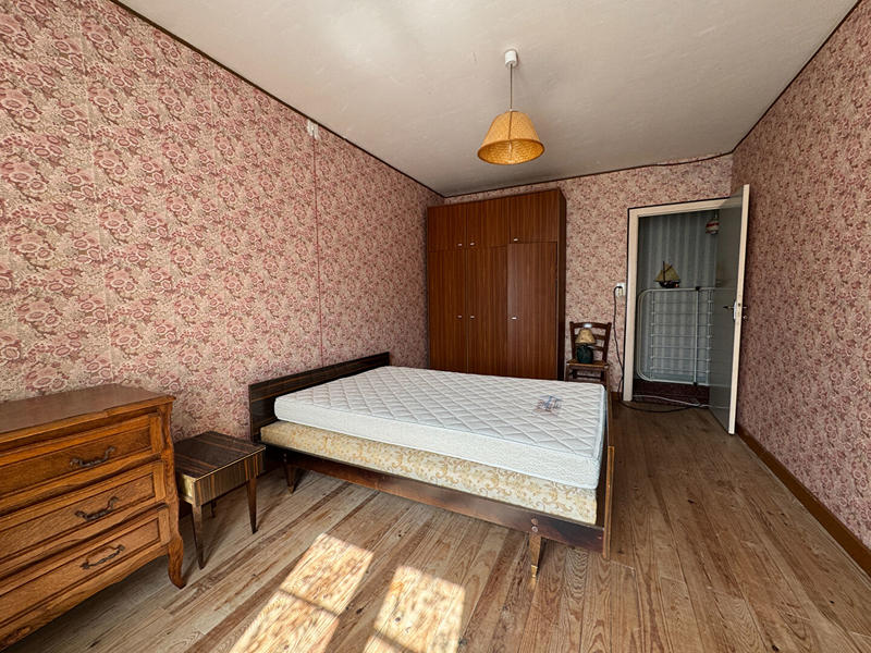 Maison - 170 m² - 10 pièces