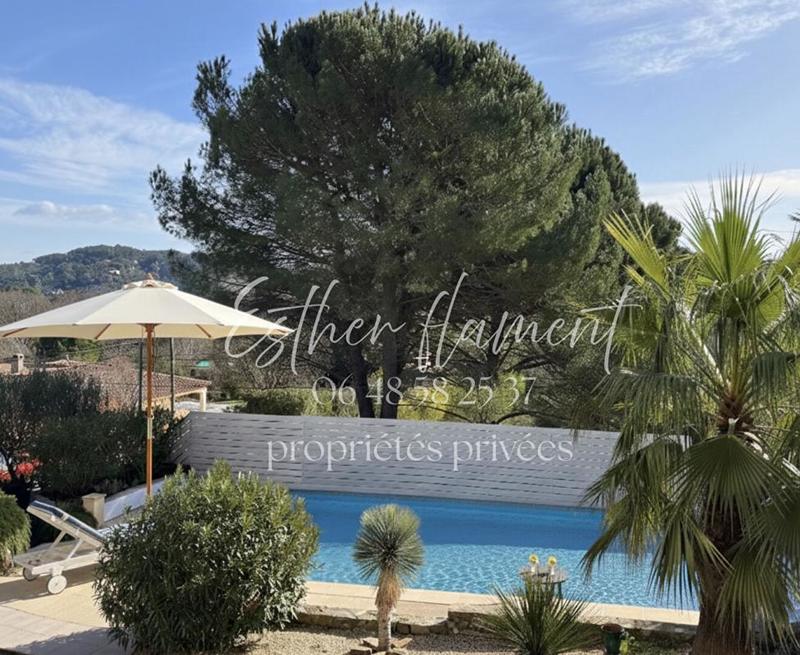 Maison - 160 m² - 6 pièces